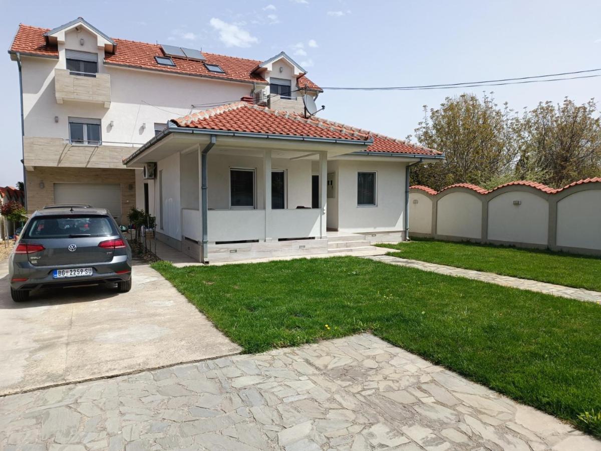 Krnjaca Serbian Home With Garden מראה חיצוני תמונה