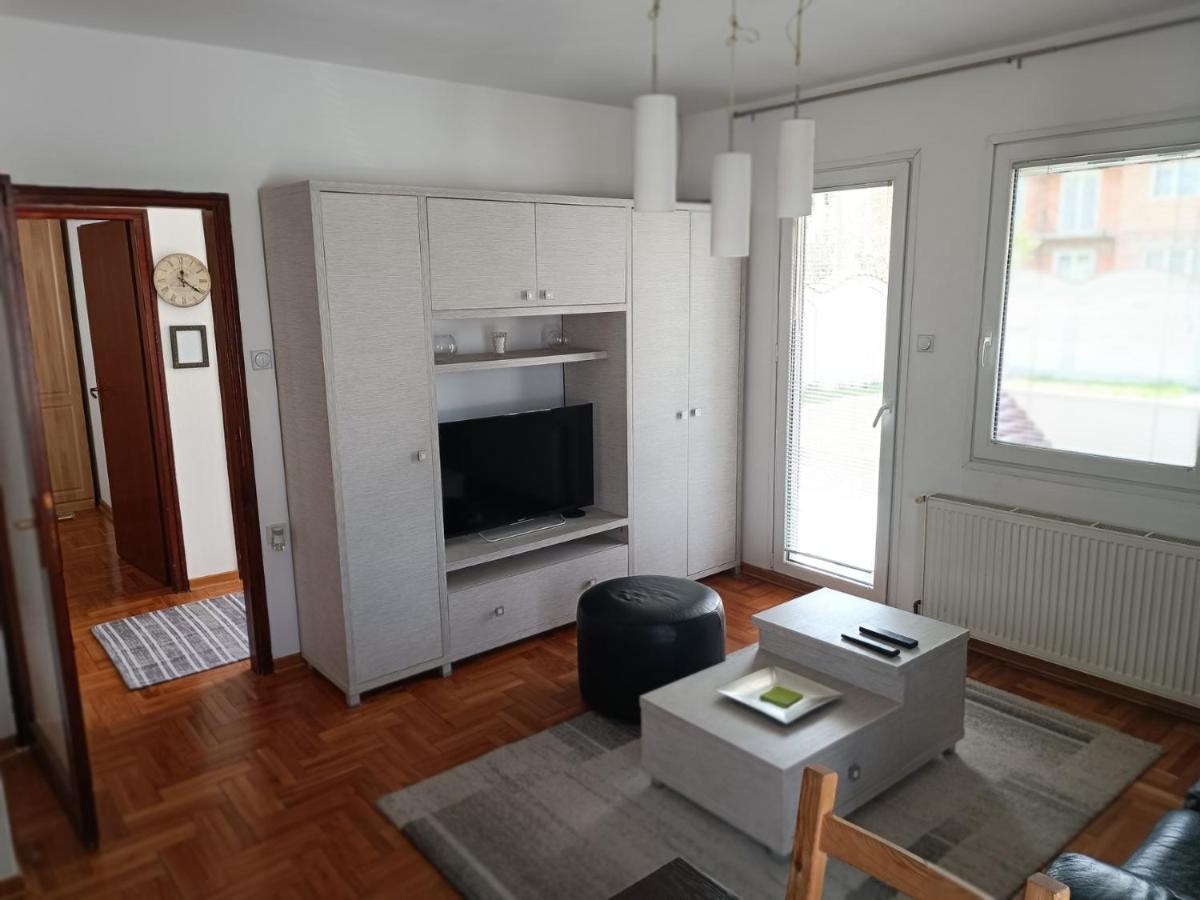 Krnjaca Serbian Home With Garden מראה חיצוני תמונה