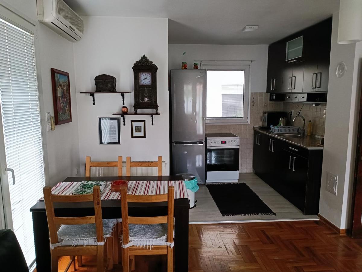 Krnjaca Serbian Home With Garden מראה חיצוני תמונה