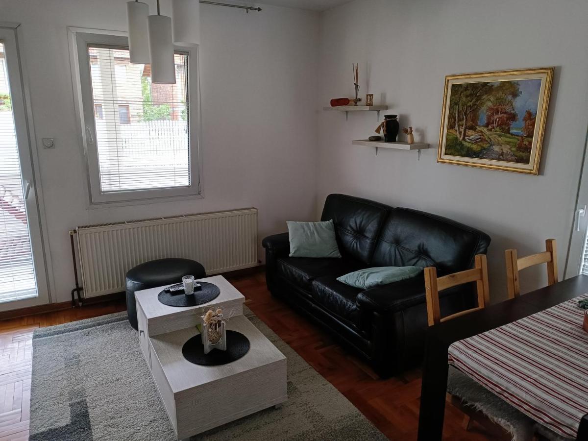 Krnjaca Serbian Home With Garden מראה חיצוני תמונה