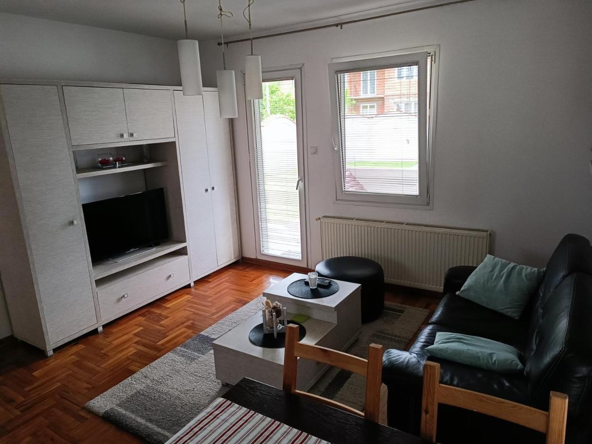 Krnjaca Serbian Home With Garden מראה חיצוני תמונה